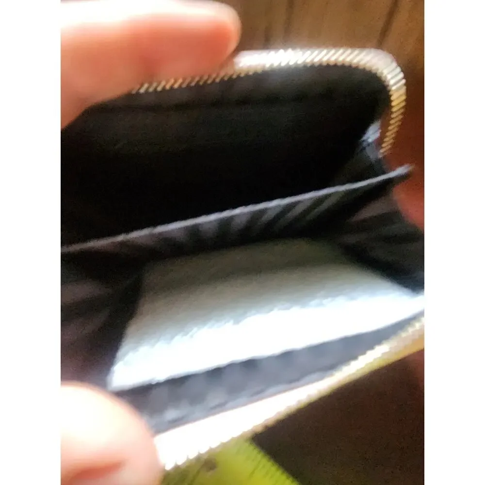 Victoria Secret Blush Chevron Quilted Zip Wallet - Picture 4 of 6